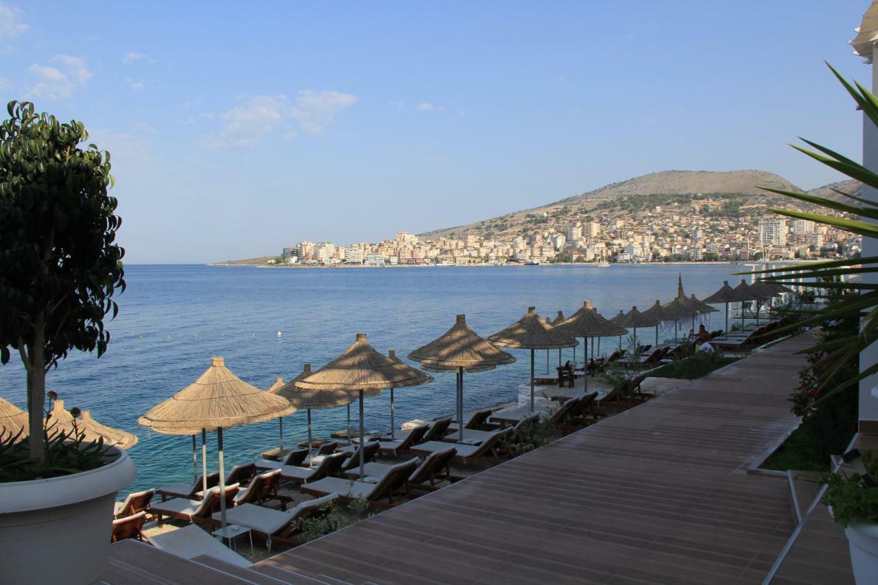 Berti Apartments Sarandë Esterno foto
