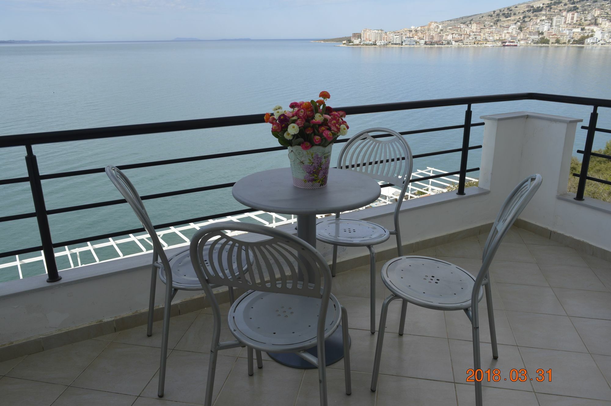 Berti Apartments Sarandë Esterno foto