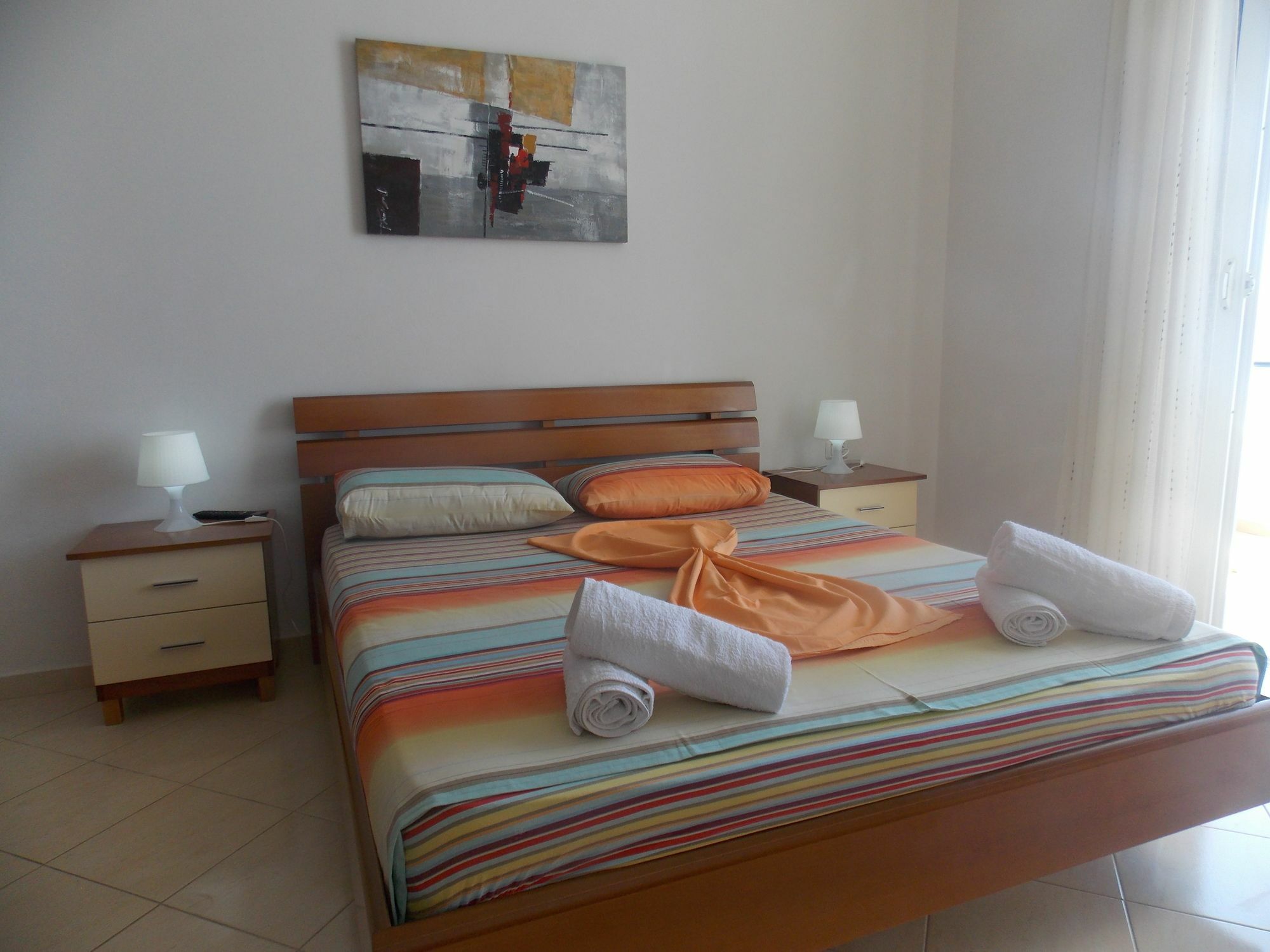 Berti Apartments Sarandë Esterno foto